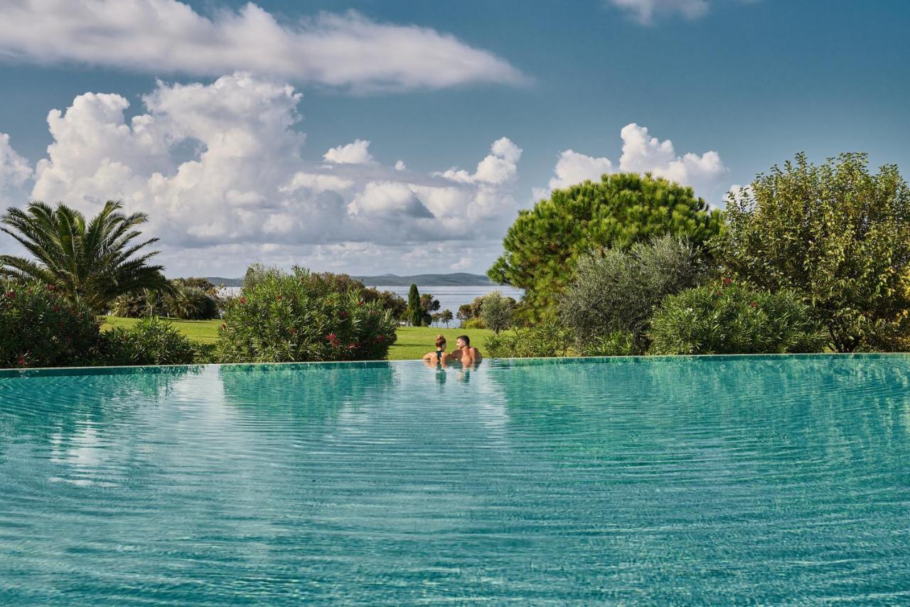 Falkensteiner Hotel & Spa Iadera Petrcane Eksteriør bilde The resort's swimming pool